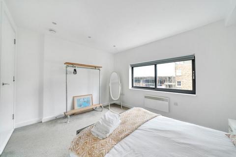 2 bedroom flat for sale, 70 Acton Street, London WC1X