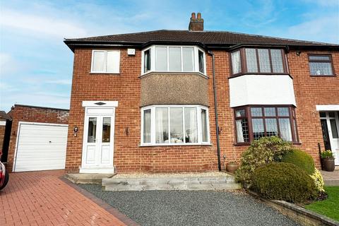 3 bedroom semi-detached house for sale, Kenway, Hollywood, B47 5LG