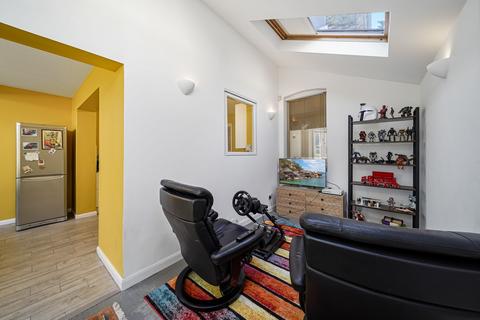 9 Beche Road, Cambridge, CB5 8HX