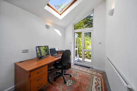 9 Beche Road, Cambridge, CB5 8HX