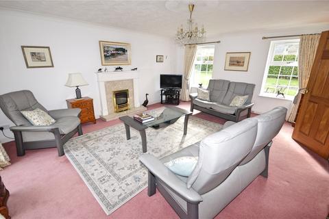 4 bedroom detached house for sale, Park Avenue, Kerry, Newtown, Powys, SY16