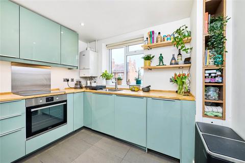 2 bedroom flat to rent, Oakdale Road, London, SW16