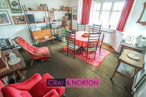 112 Addiscombe Road, Croydon, CR0 5PQ