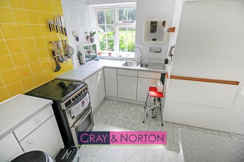 112 Addiscombe Road, Croydon, CR0 5PQ