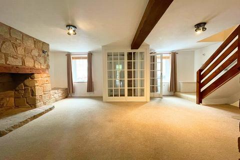 3 bedroom townhouse for sale, Almshouse Street, Monmouth, NP25