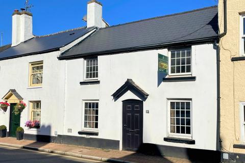 3 bedroom townhouse for sale, Almshouse Street, Monmouth, NP25