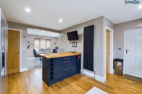 4 Jacksons Field, Middle Rasen, Market Rasen, LN8 3LB