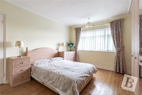 47 Esk Way, Romford, RM1 4YH