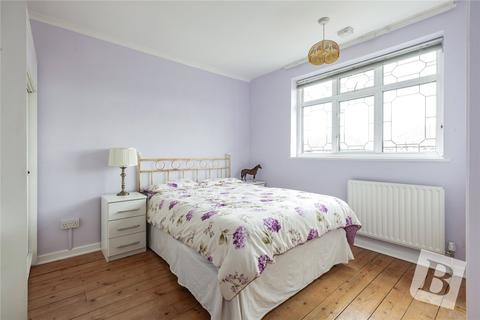 47 Esk Way, Romford, RM1 4YH