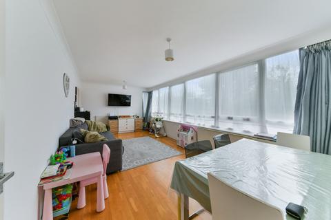 2 bedroom apartment for sale - Haughmond, Woodside Grange Road, N12