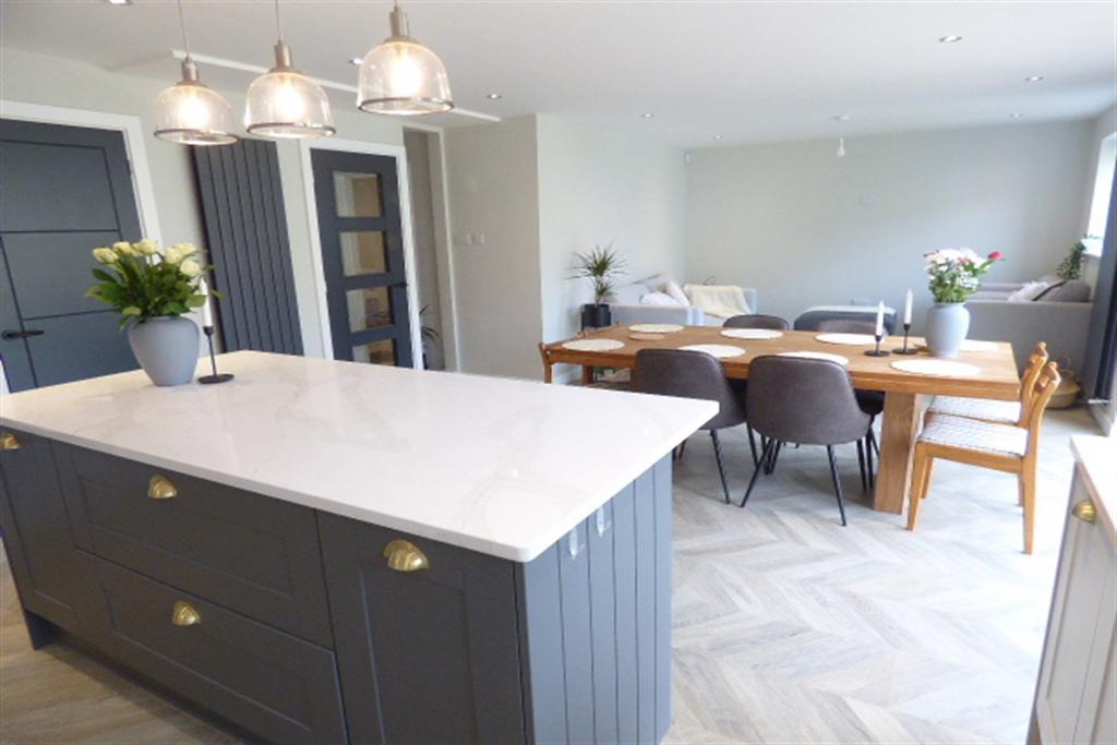 Kitchen d
