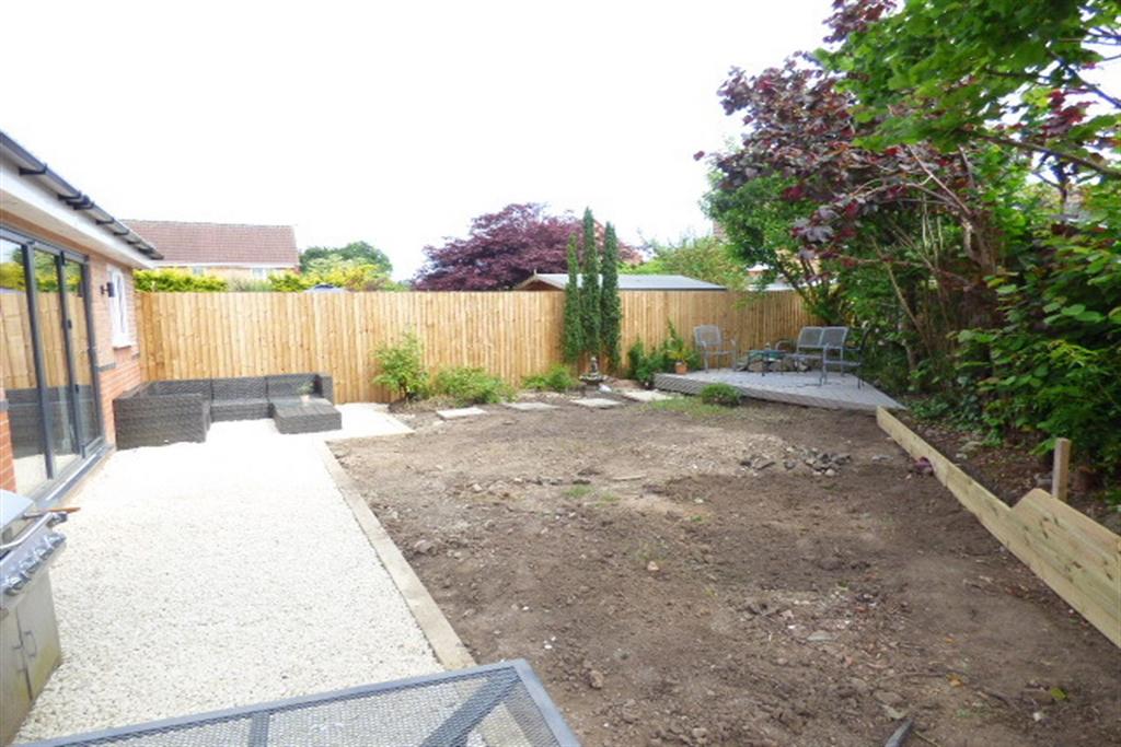 Garden+