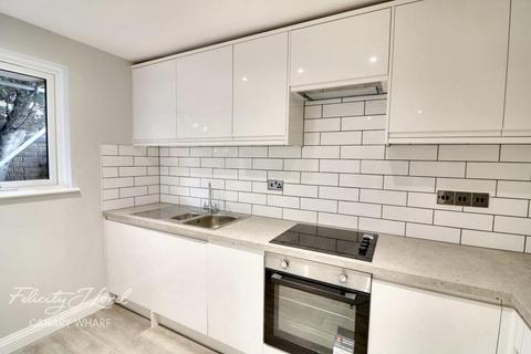 2 bedroom apartment to rent, Taeping Street, London