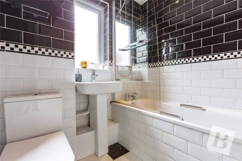 35 Chadwick Close, Northfleet, Gravesend, DA11 8SB