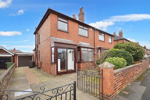 3 bedroom semi-detached house for sale, North Lingwell Road, Leeds, West Yorkshire