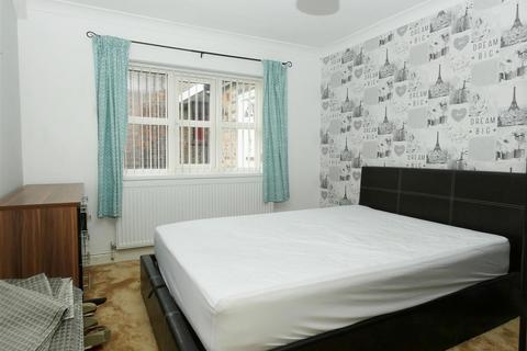 3 bedroom bungalow for sale - Liverpool L36
