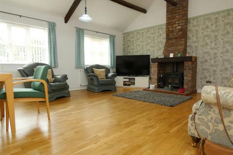 3 bedroom bungalow for sale, Tarbock Road, Huyton, Liverpool