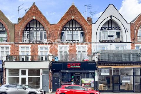undefined, Archway Road, London, N6