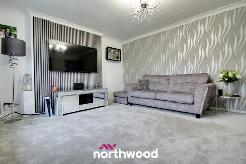 2 bedroom bungalow for sale - South Parkway, Snaith, Goole, DN14