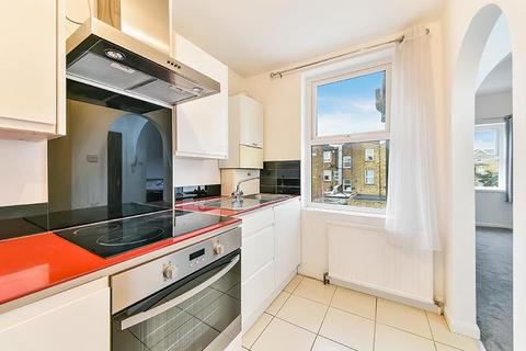 Flat 4, 19 Gloucester Road, London, W3 8PD