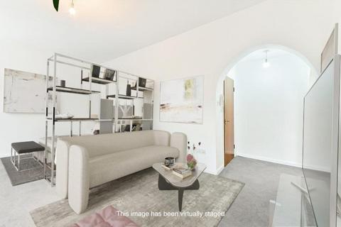 Flat 4, 19 Gloucester Road, London, W3 8PD