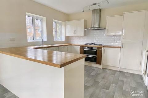 6 bedroom detached house for sale, Highbarn Road, Oldham