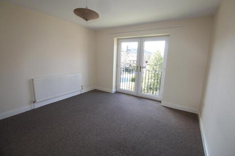 1 bedroom flat for sale, Priestthorpe Road, Bingley, West Yorkshire, UK, BD16