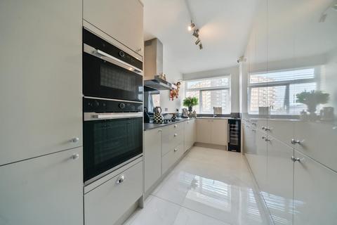 3 bedroom flat for sale, Walsingham,  St Johns Wood,  NW8
