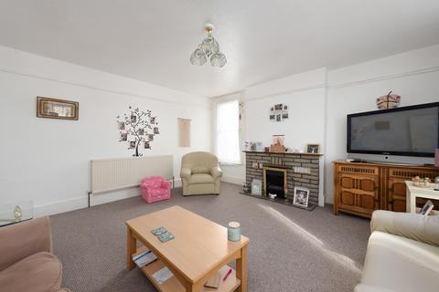 2 bedroom flat for sale, Kent Coast Mansions, 23 Canterbury Road, Herne Bay, Kent