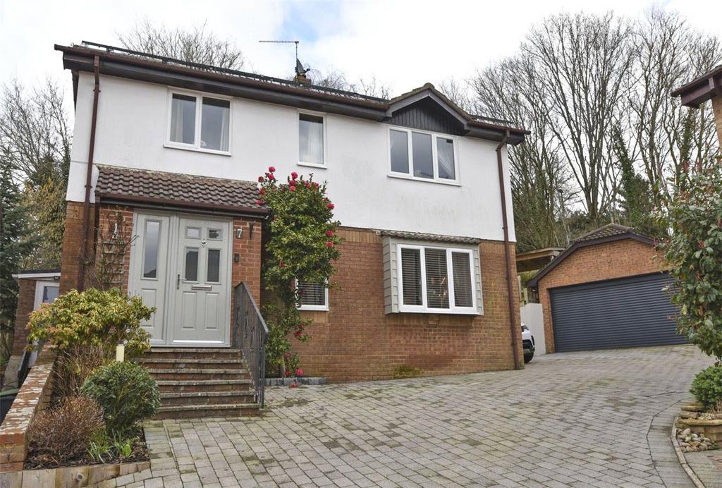 Blaney Way, Corfe Mullen, Wimborne... 4 bed detached house for sale £