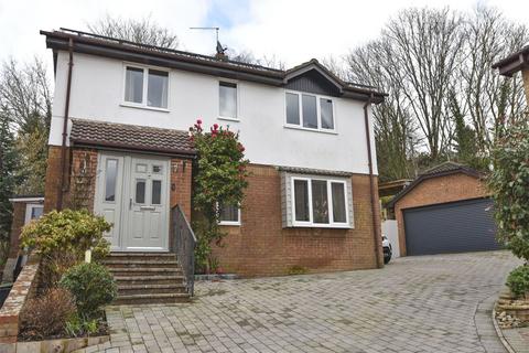 7 Blaney Way, Corfe Mullen, Wimborne, BH21 3UG