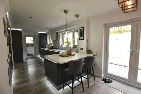 7 Blaney Way, Corfe Mullen, Wimborne, BH21 3UG