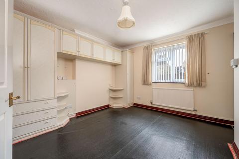 30 Chatsfield, Werrington, Peterborough, PE4 5DJ