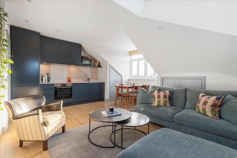 1 bedroom apartment for sale, Fulham Palace Road, Hammersmith, London, W6