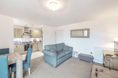 2 bedroom flat for sale, Eirene Road, Goring-by-Sea, Worthing, West Sussex, BN12