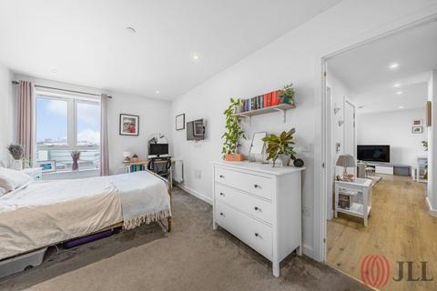 2 bedroom apartment for sale, Mary Neuner Road London N8
