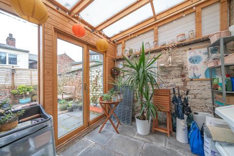 17 Bridge Street, Macclesfield, SK11 6EG