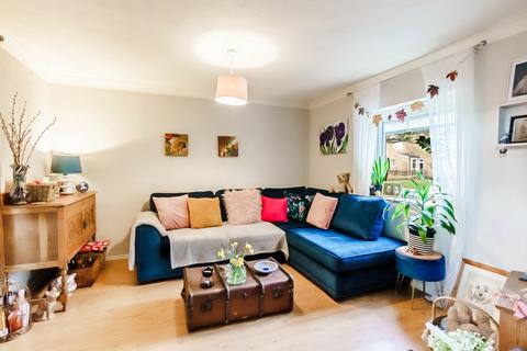 82 Teversham Drift, Cambridge, CB1 3LL