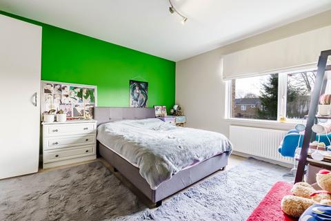 82 Teversham Drift, Cambridge, CB1 3LL