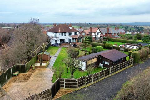 122 Hemingfield Road, Hemingfield, Barnsley, S73 0QA