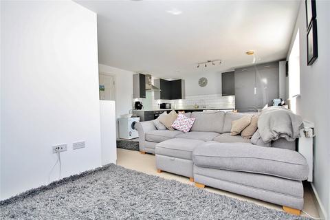 2 bedroom apartment for sale - Brookwood Farm Drive, Knaphill, Woking, Surrey, GU21