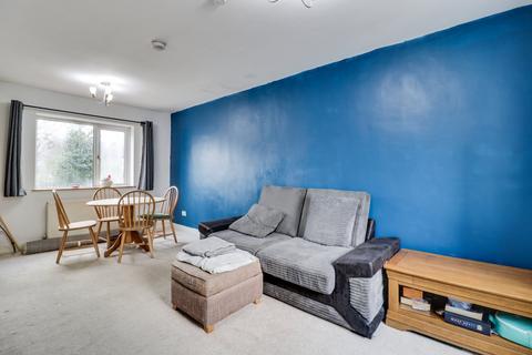 3 bedroom terraced house for sale - Hawkswood Crescent, Kirkstall, Leeds, West Yorkshire, LS5