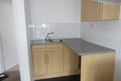 2 bedroom flat to rent, Garston Street, Shepton Mallet BA4
