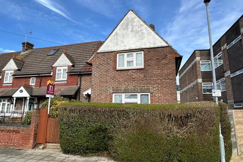 3 bedroom end of terrace house for sale, Medina Rd , Portsmouth PO6