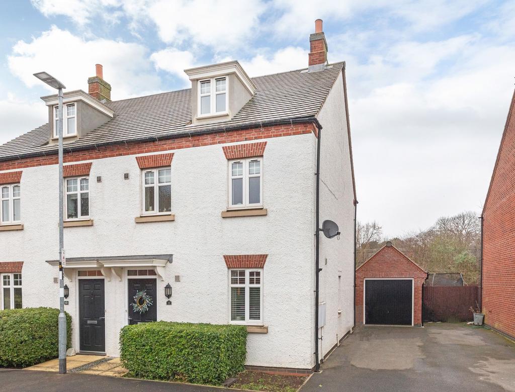 Quorn, Loughborough LE12 3 bed semidetached house for sale £350,000