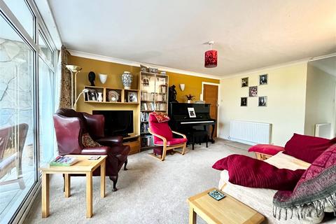 3 bedroom flat for sale, Belle Vue Road, Paignton