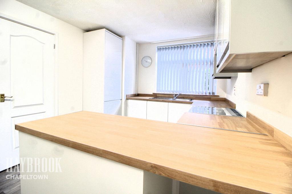 Firshill Crescent, Sheffield 3 bed townhouse for sale £140,000