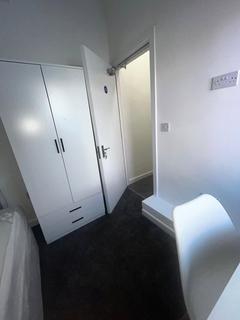 4 bedroom property to rent - Middlesbrough TS1