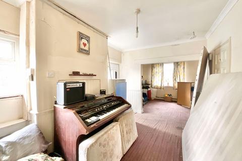 2 bedroom end of terrace house for sale, Wistaston Green Road, Wistaston, CW2