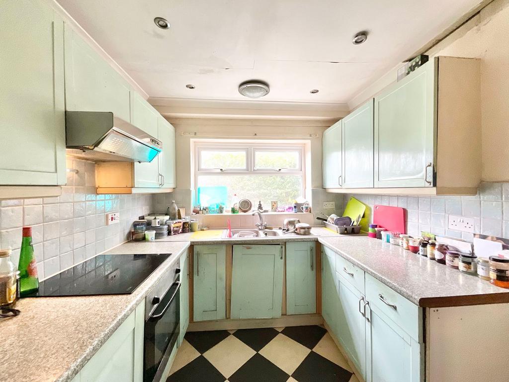 Wistaston Green Road, Wistaston, CW2 2 bed end of terrace house for